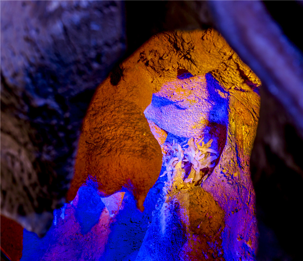 桂林世界溶洞奇观,桂林神奇的山洞