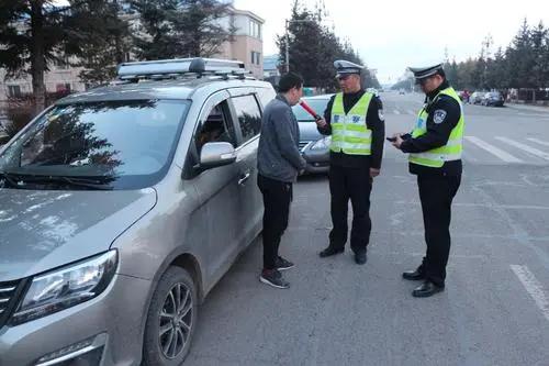 汽车“保险标”还用粘贴吗？为什么保险公司不发了？别急我教你