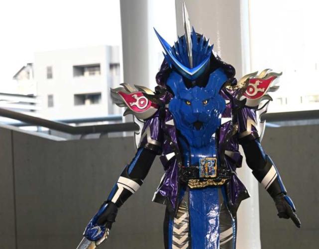 假面骑士剑锋形态普通话版,假面骑士剑锋花音