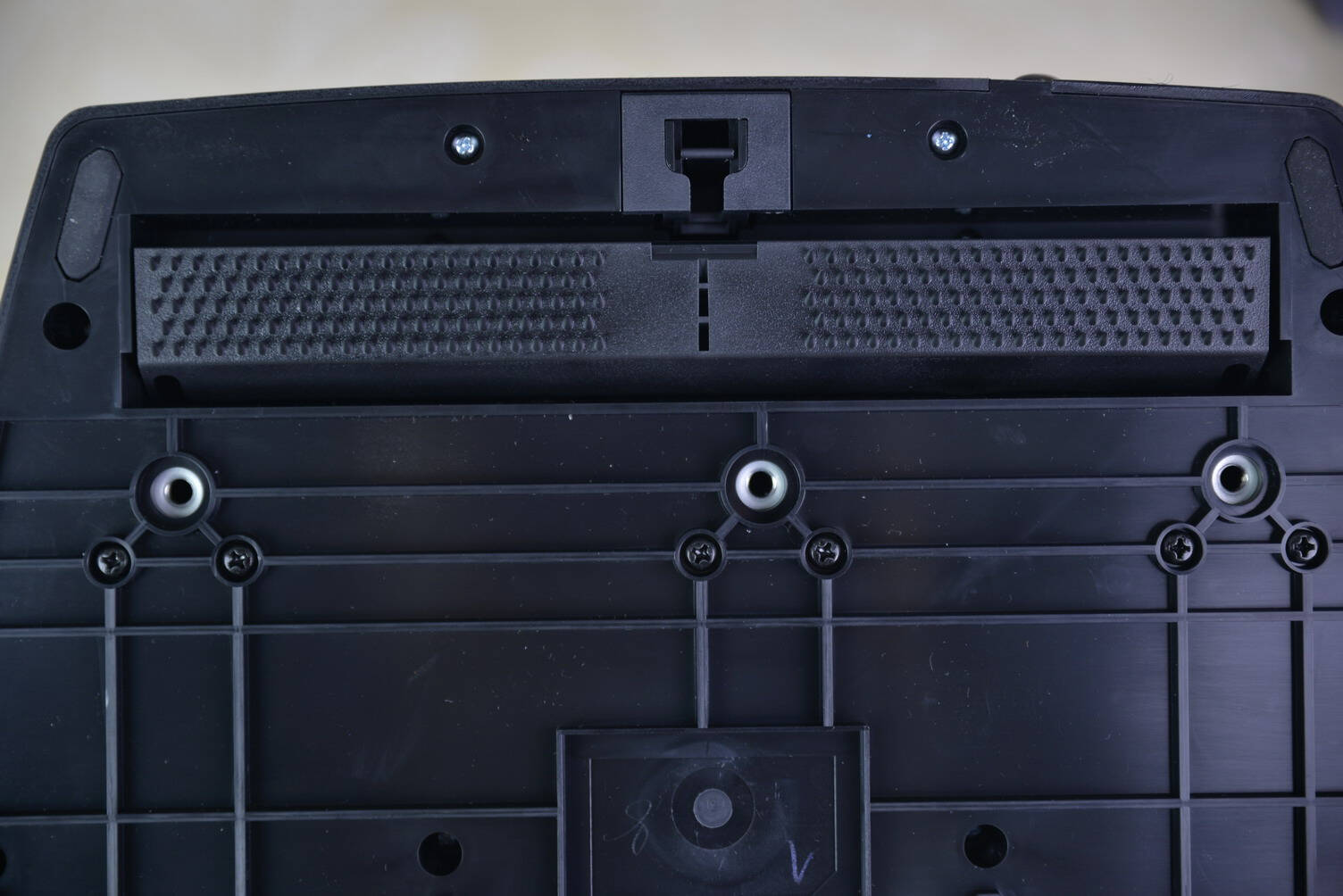 罗技g29方向盘玩极品飞车设置教程,罗技g29力反馈游戏方向盘