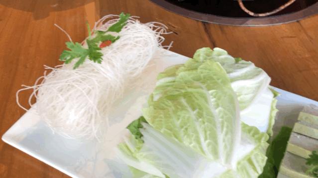 西安城墙下的铜火锅,西安城墙底下的羊肉泡馍