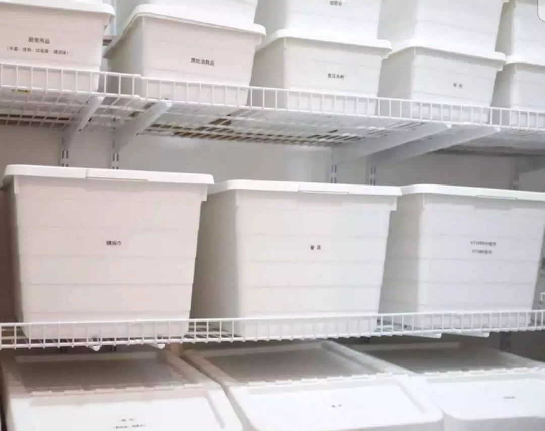 北欧简约风主卧婚房,小户型北欧风格婚房装修