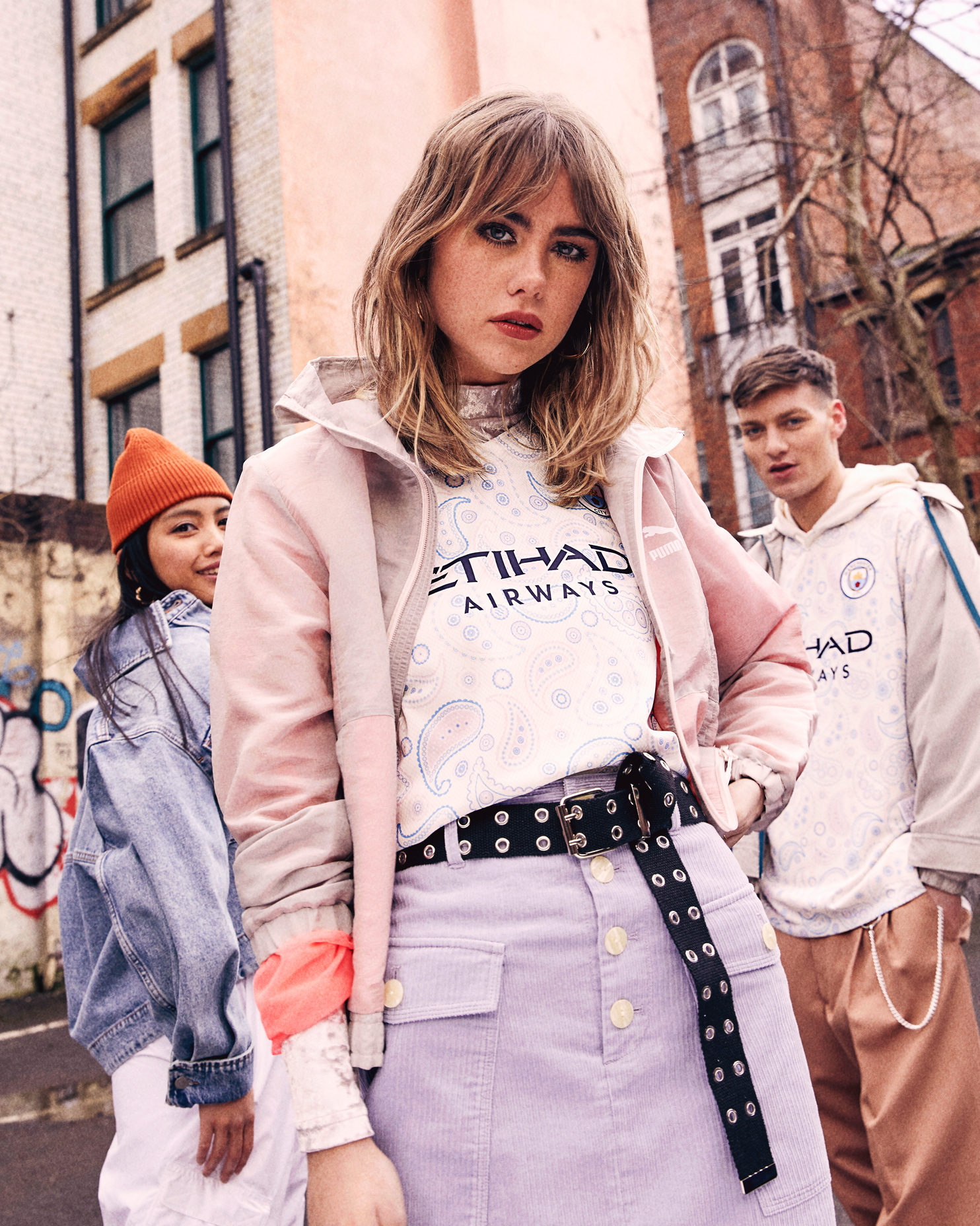 致敬英伦流行音乐的佩斯利腰果花纹PUMA发布曼城第三客场球衣