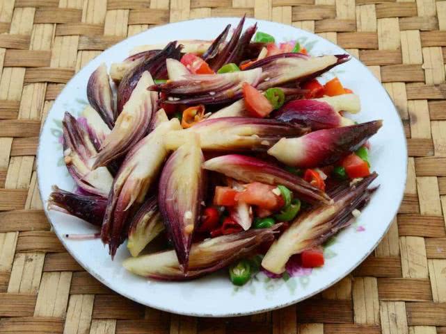 开花就不能吃了，味道酷似生姜，国内吃它的不多，常出口日本