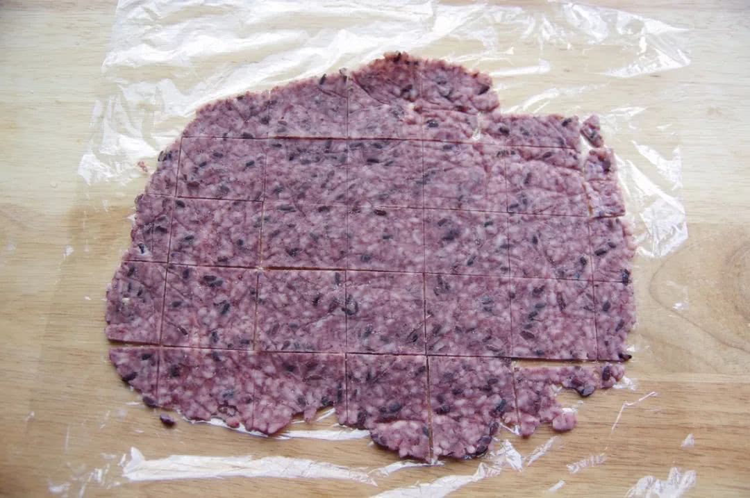 紫米锅巴乌米锅巴,土灶锅巴如何变香脆锅巴