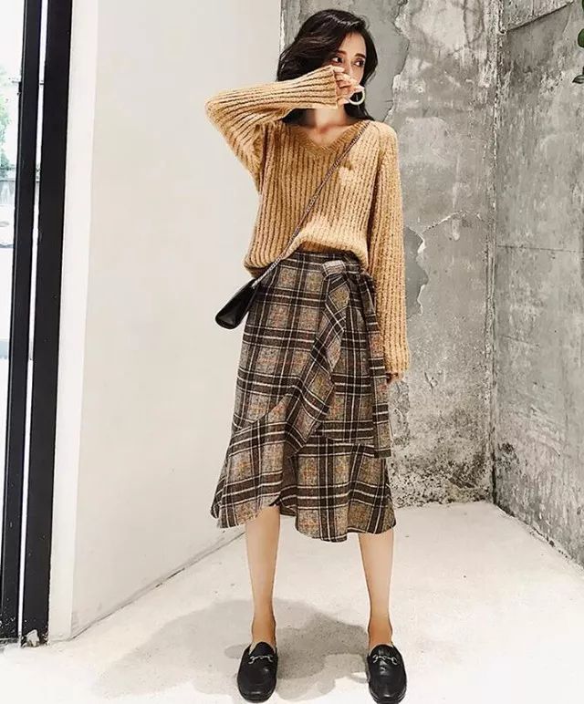 推荐又好看又不贵的裙子,休闲裙子秋冬洋气时髦裙子