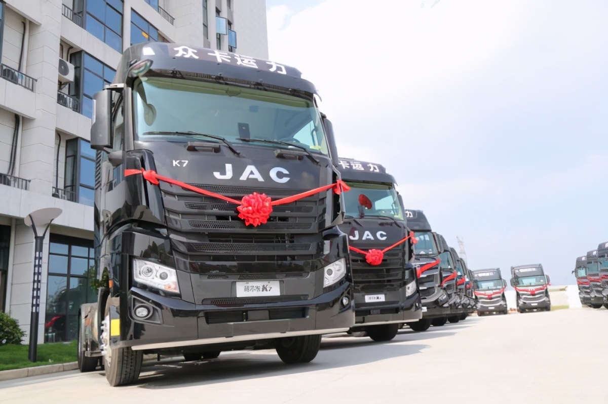 安能快速发展集中采购定制的重卡有什么特别之处？