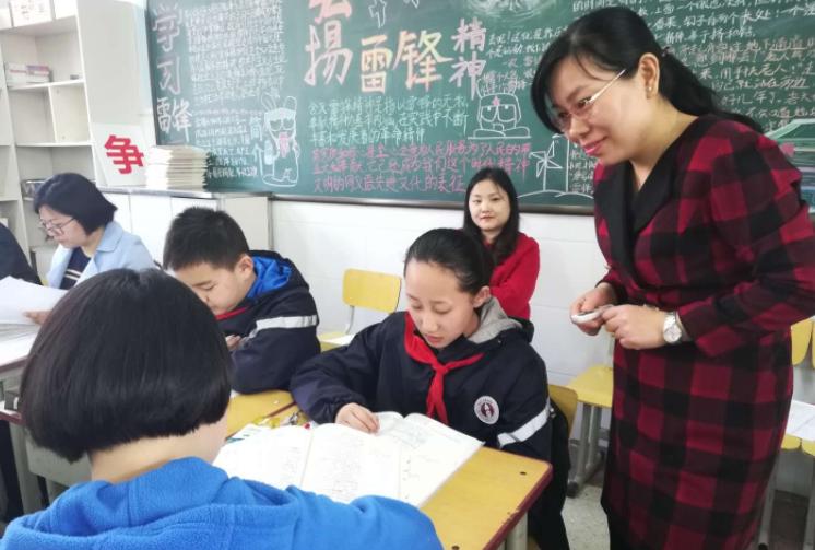 一张普通老师工资表流出,农村教师坐不住了,难怪竞争如此激烈