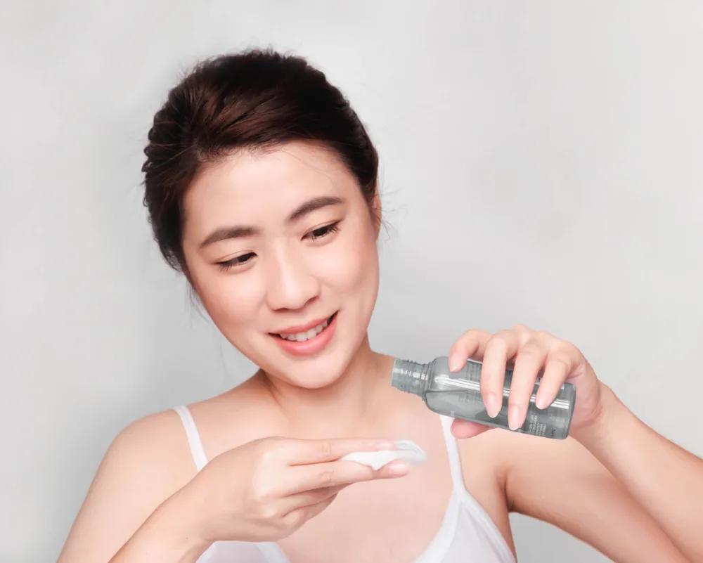 卸妆水的正确使用方法你用对了吗,用什么样卸妆水是最好的