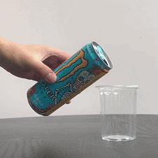 这20+款新饮品，我们喝出了打屁虫、清新剂、中药丸的味儿……