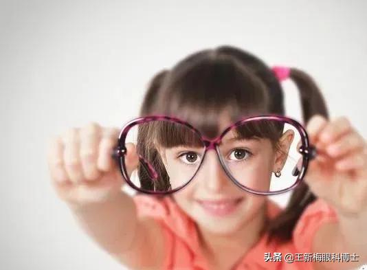 0.01%阿托品的正确使用方法,0.01阿托品滴眼液滴时注意事项