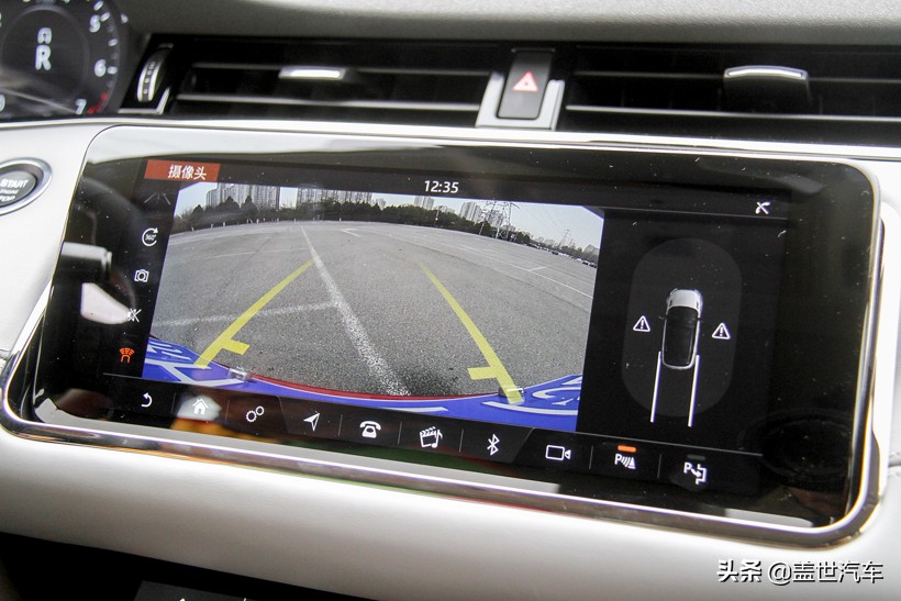 路虎揽胜极光却是个鲜活的例外,路虎揽胜极光刚性车身