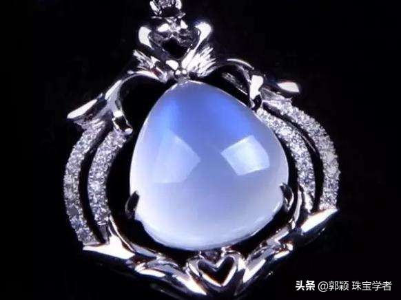 彩虹月光石,彩虹月光石寓意和象征