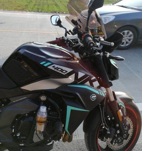 别人说玩摩托车不烧钱,初学者玩摩托买什么摩托车