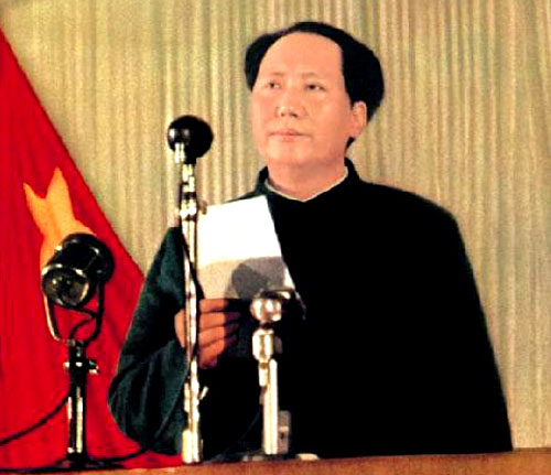 毛主席对墨子非常推崇,高度评价说:他是比孔子高明的圣人