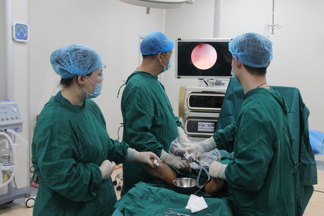 类风湿造成的关节变形可恢复吗?大多不行,有两种情况可以