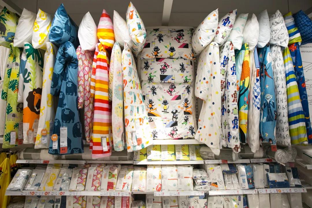 在宜家,没有一对情侣能逃过吵架