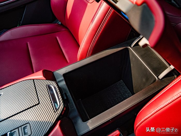 国民神车哈弗h6实用性,大众选车