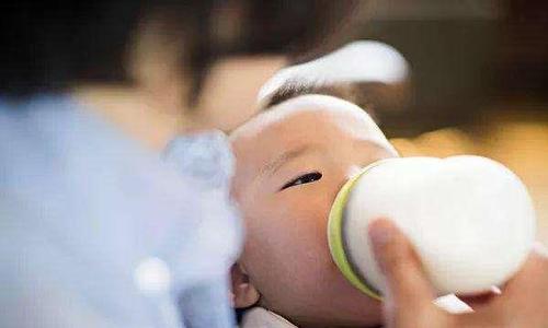 出生15天的宝宝2天不拉大便怎么办,出生半月的婴儿一星期没拉大便