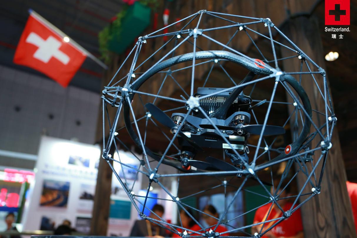 进博会大单不断，是谁接连斩获进口奶粉界Top1？