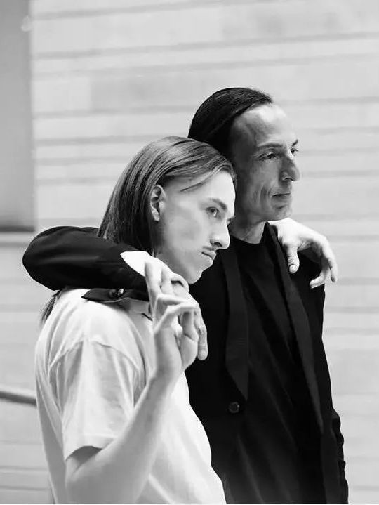 璋佹槸tommy鑰佸笀,璋佹槸tom鑻辫