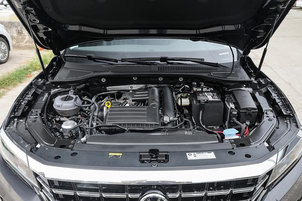 帕萨特1.4商务版真实价格,家用车价格便宜性价比高