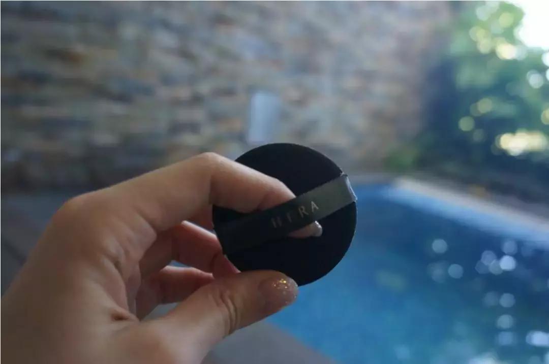 hera黑金气垫适合什么肤质,hera黑金气垫卡粉