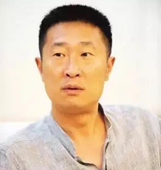 明星撞脸不可怕性别不同就尴尬,意想不到的明星撞脸