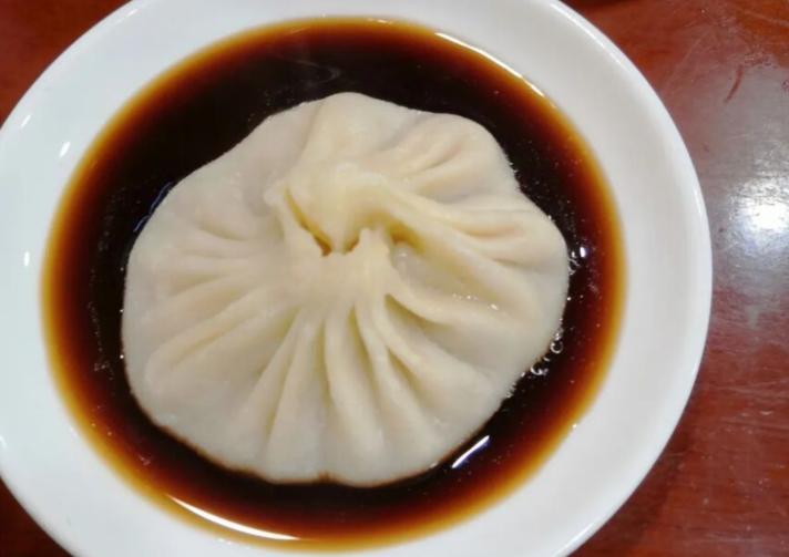 郑州这家20多年的包子铺，不加盟不开分店，都是老客人来吃