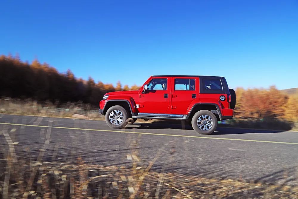 2020bj40城市猎人柴油自动挡报价,20款北京bj40城市猎人版23t价格