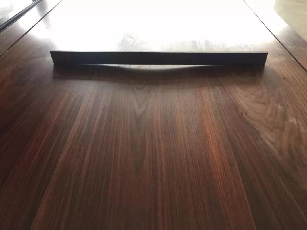 为什么越南那么多黄花梨家具,越南红木为啥那么便宜