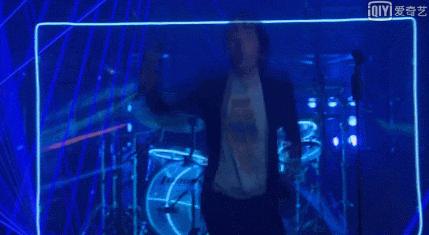 黑胶图书馆｜衣不如新，人不如旧，新裤子除外