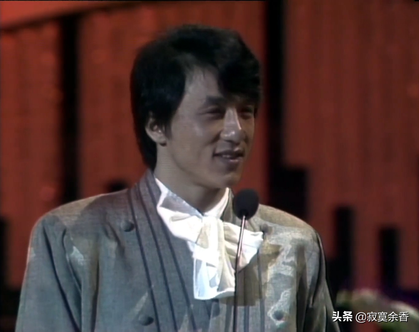 锁定85年群星劲歌荟萃，年轻时代的他们太惊艳太出彩了