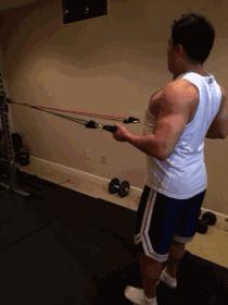 女性哑铃练背经典8个动作,健身房练背最好的6个动作