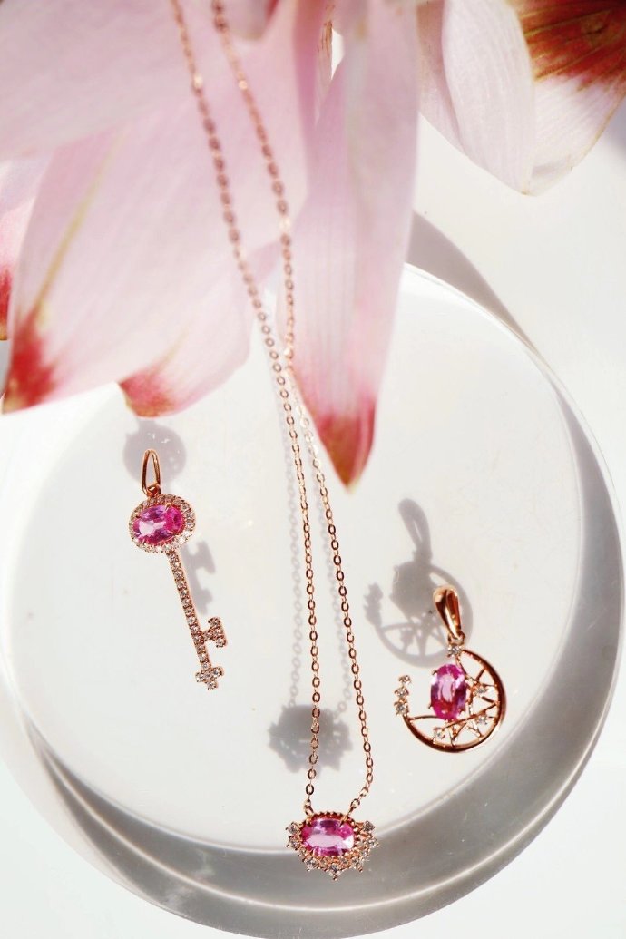 七夕节给女朋友送什么首饰好呢,七夕节礼物送什么首饰好