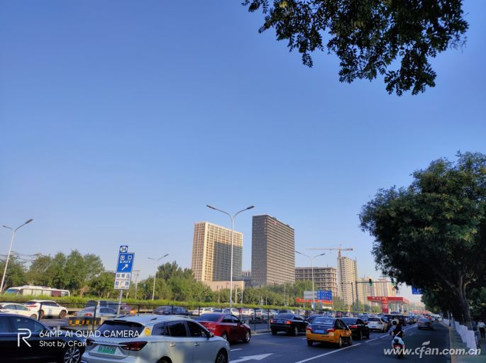 realmeX2评测:普及6400万鹰眼四摄的急先锋