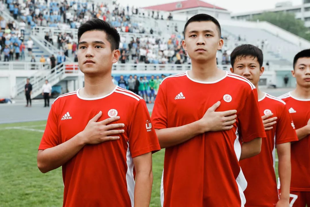 十年磨一剑打败对手,十年磨剑一朝登顶雄天下