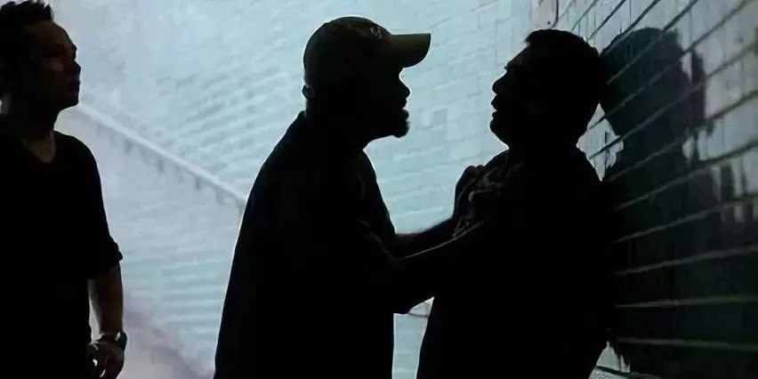 逾期遇到催收电话怎么处理,逾期上门催收怎么应对