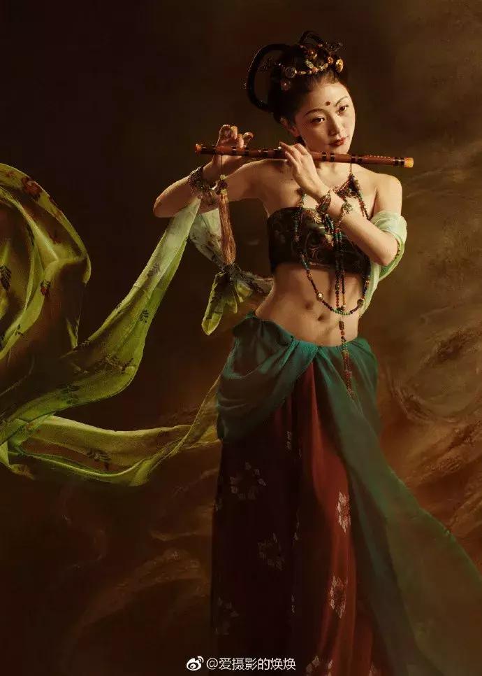 90后女孩拍稀有动物,90后女孩拍视频200万