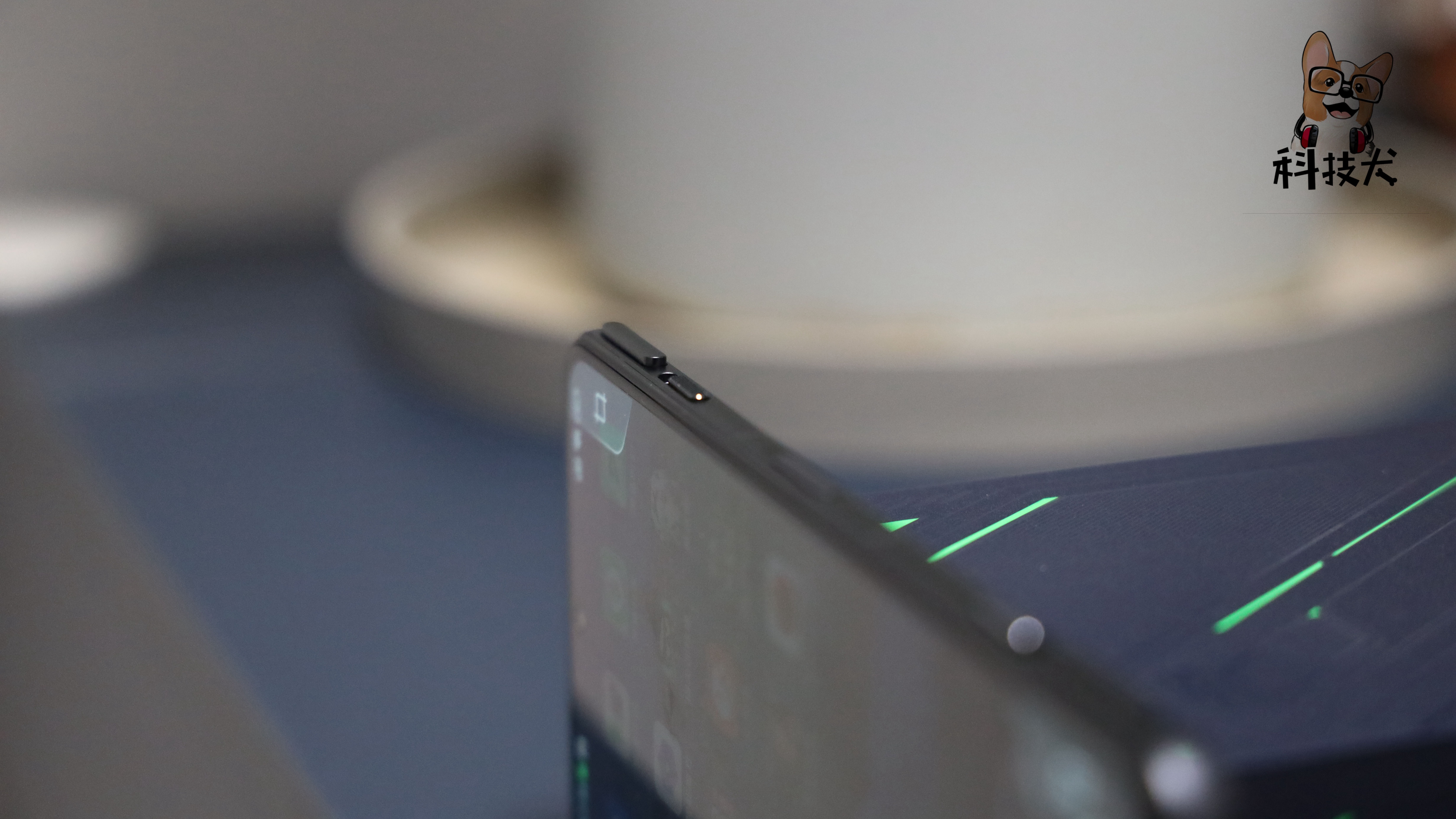 黑鲨4s120w快充,黑鲨4s手机测评游戏