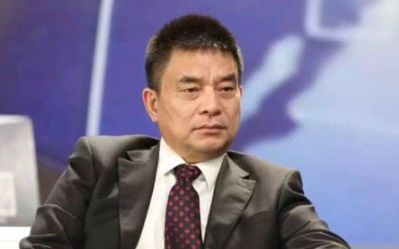 马化腾多少岁开始创业,许家印和马化腾哪个强