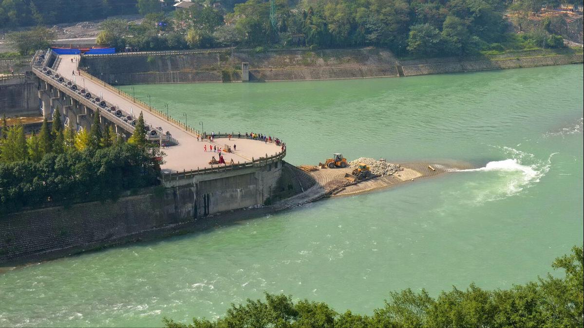 一个胡建人在成都的生活体验和实用分享