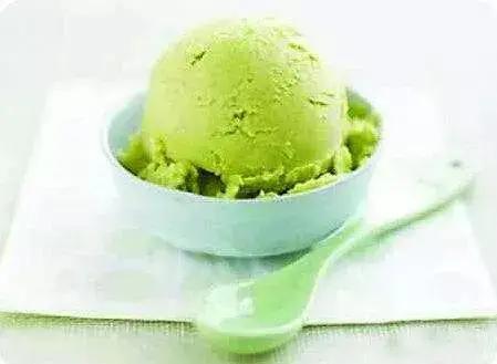 家常冰激凌简单做法视频教学,家庭简易冰激凌的做法放奶油