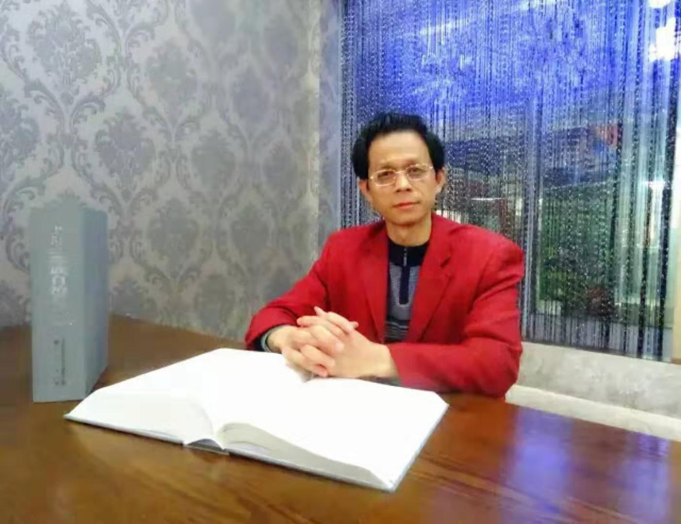 九十年前枪声起闯出土家第一军—专访长阳地方*党**史专家覃干