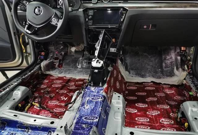 老迈腾对比新迈腾隔音测试,大众迈腾隔音及音响改装
