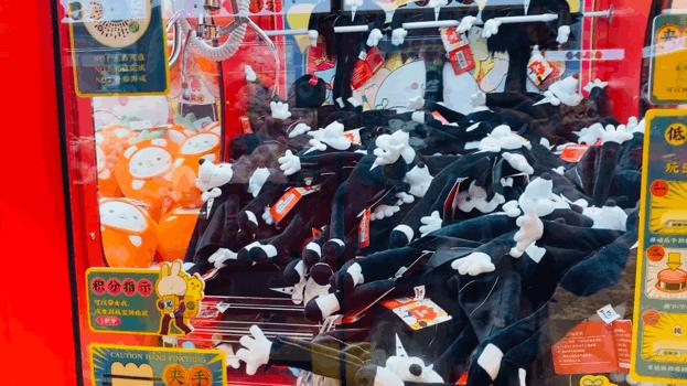 广州正版夹娃娃,抓正版迪士尼娃娃的店在哪里