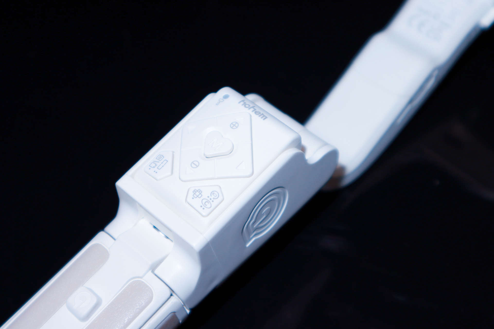 这才是自拍杆的完美形态,它就是浩瀚卓越小Q稳拍杆,不服来战