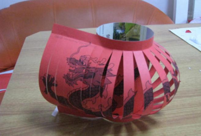 精美红灯笼,跟宝贝们一起做起来,还能学到很多新知识