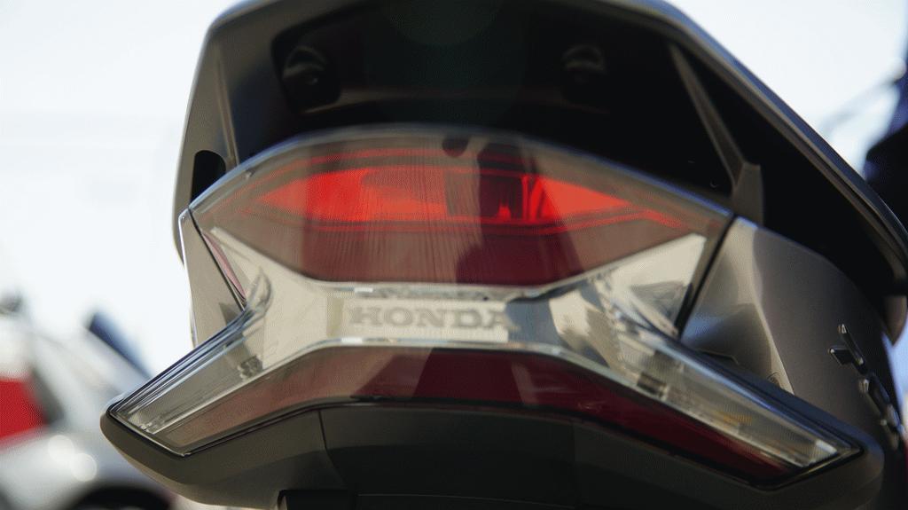 本田踏板摩托车pcx160多少钱,大踏板本田pcx多少钱