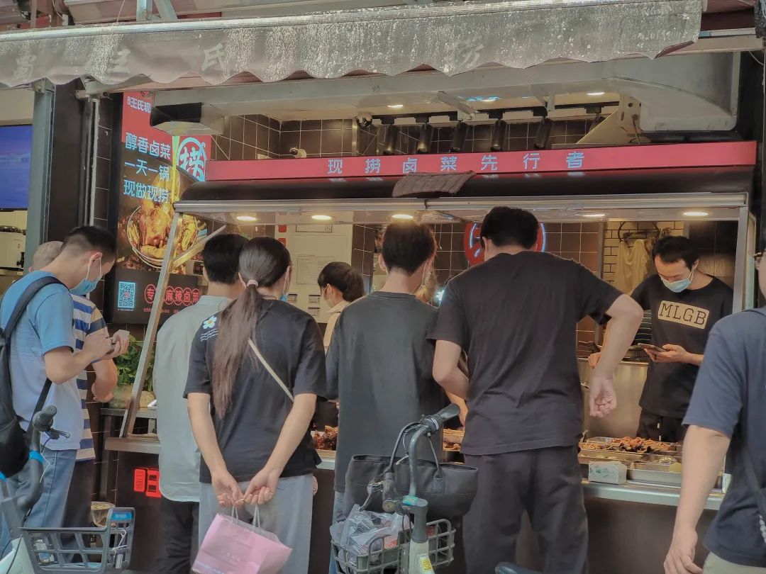 哪个大学的小吃街最有名,哪个大学小吃街最好